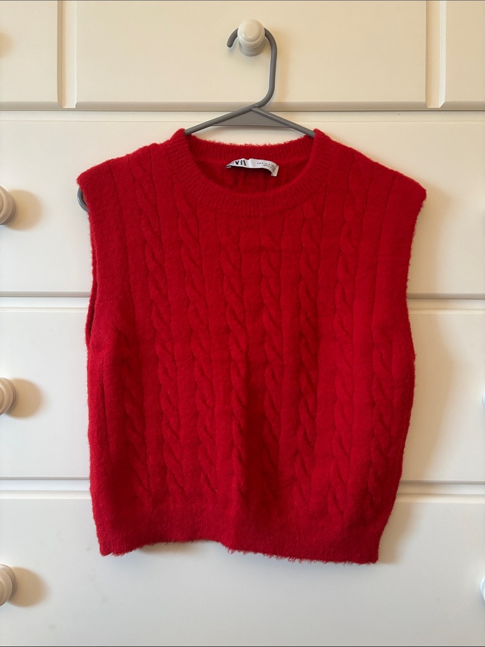 Zara Red Cable-Knit Sleeveless Sweater Vest
